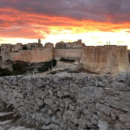 Faro Di Capo Testa Nyaraló *